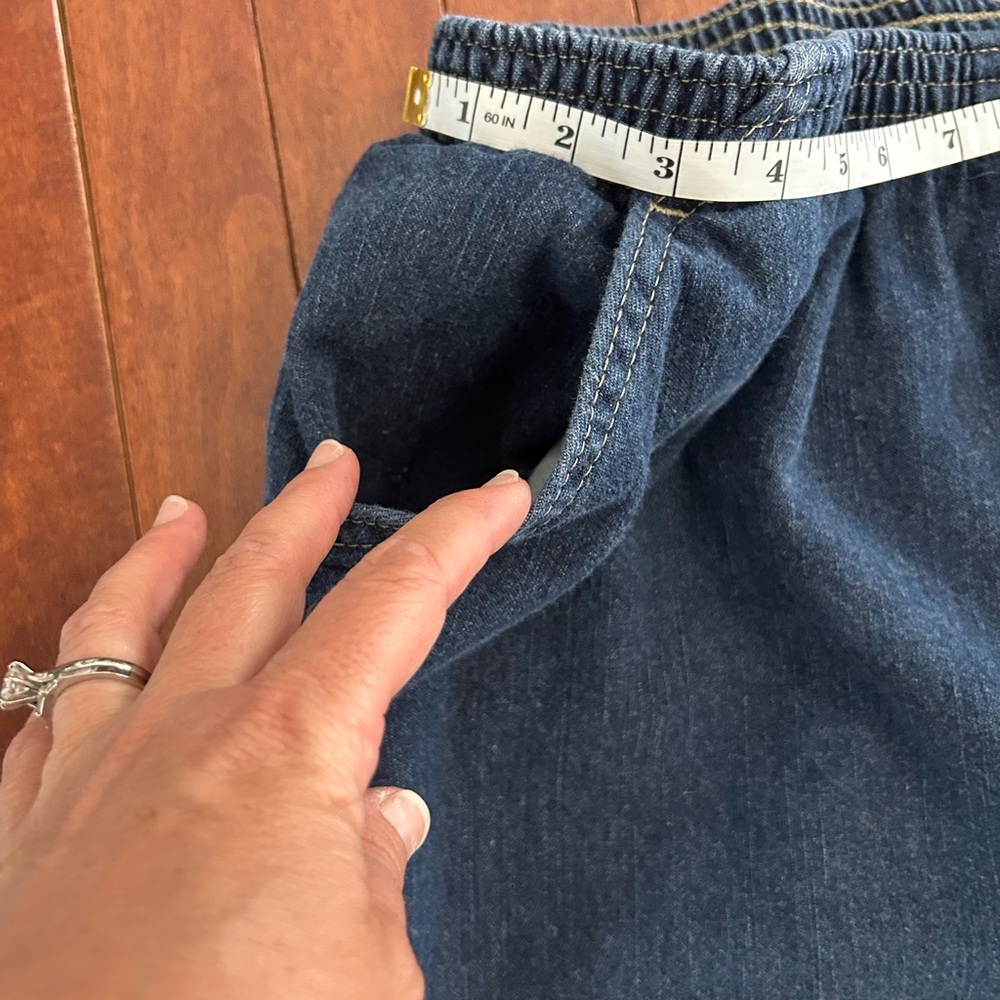 Chic Dark Wash Elastic Waist Denim Pull On Pants Size 18 Petite - Picture 6 of 8